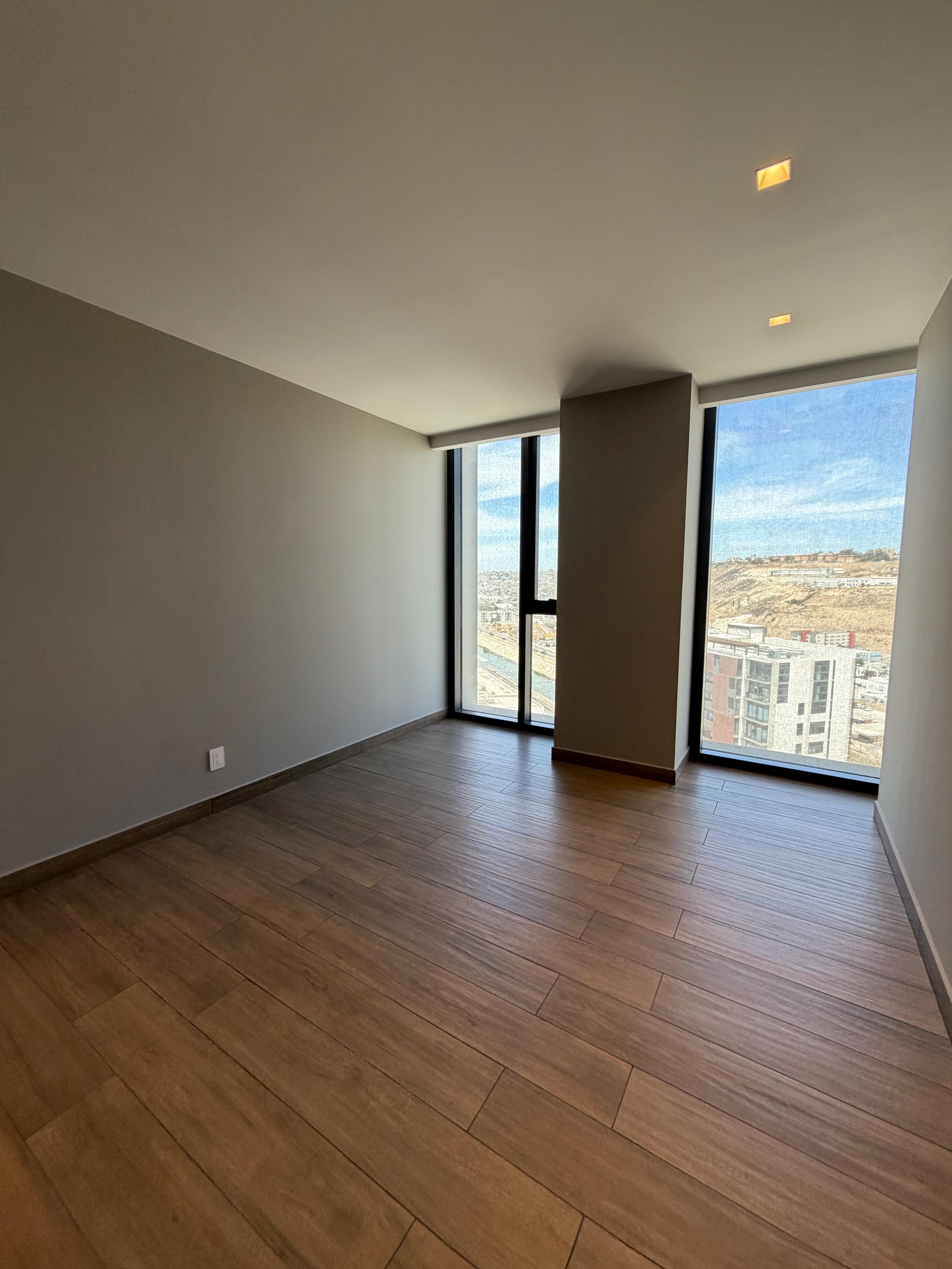 Departamento en renta en torre LUCCA PLAZA PENÍNSULA en Alamar, Tijuana